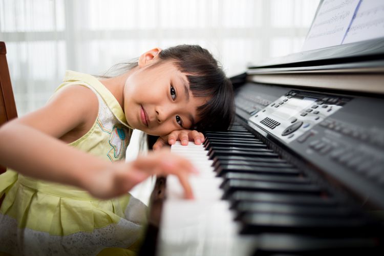 Anak Terlalu Sibuk Les Malah Tidak Harmonis Dengan Keluarga